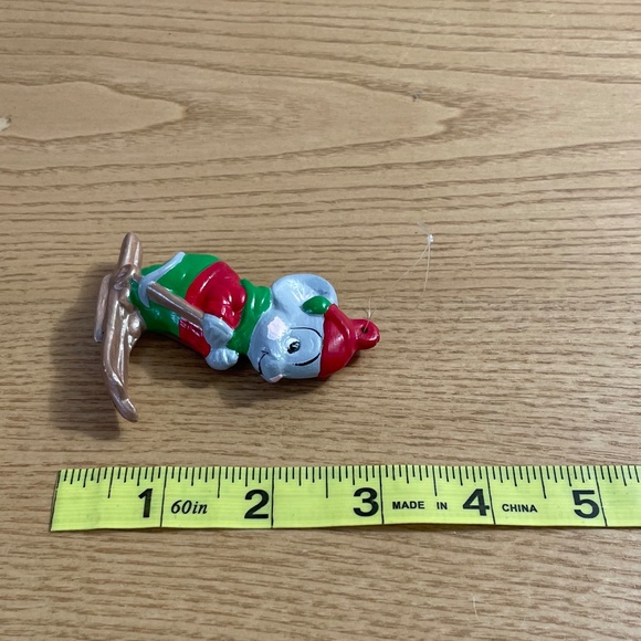 Vintage Ceramic Mouse Christmas Ornament Handmade Mice On Skis Skiing 1990 3" - Picture 5 of 6